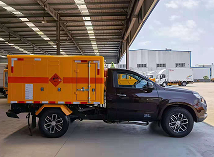 蛟河爆破器材运输车
