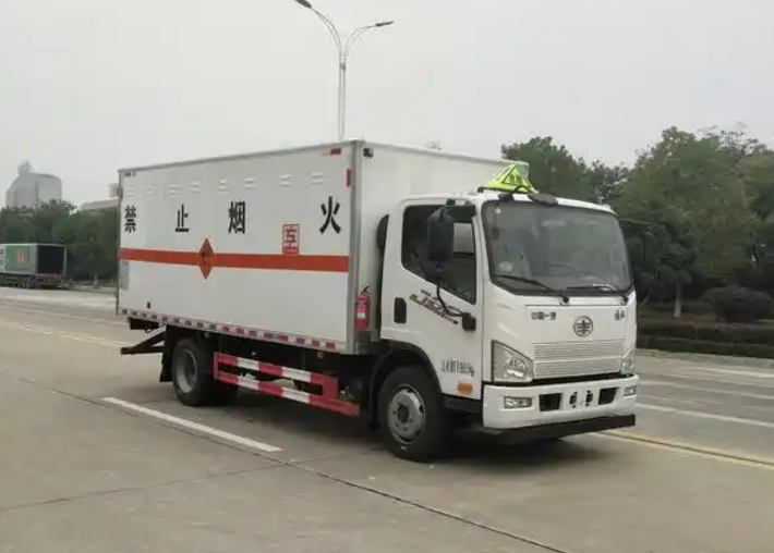 蛟河爆破器材运输车可以上高速吗？